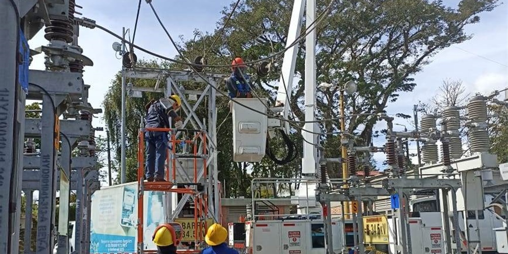 Avanzan trabajos para poner hoy en operación la nueva  Línea Barbosa-Sucre 34,5 kV