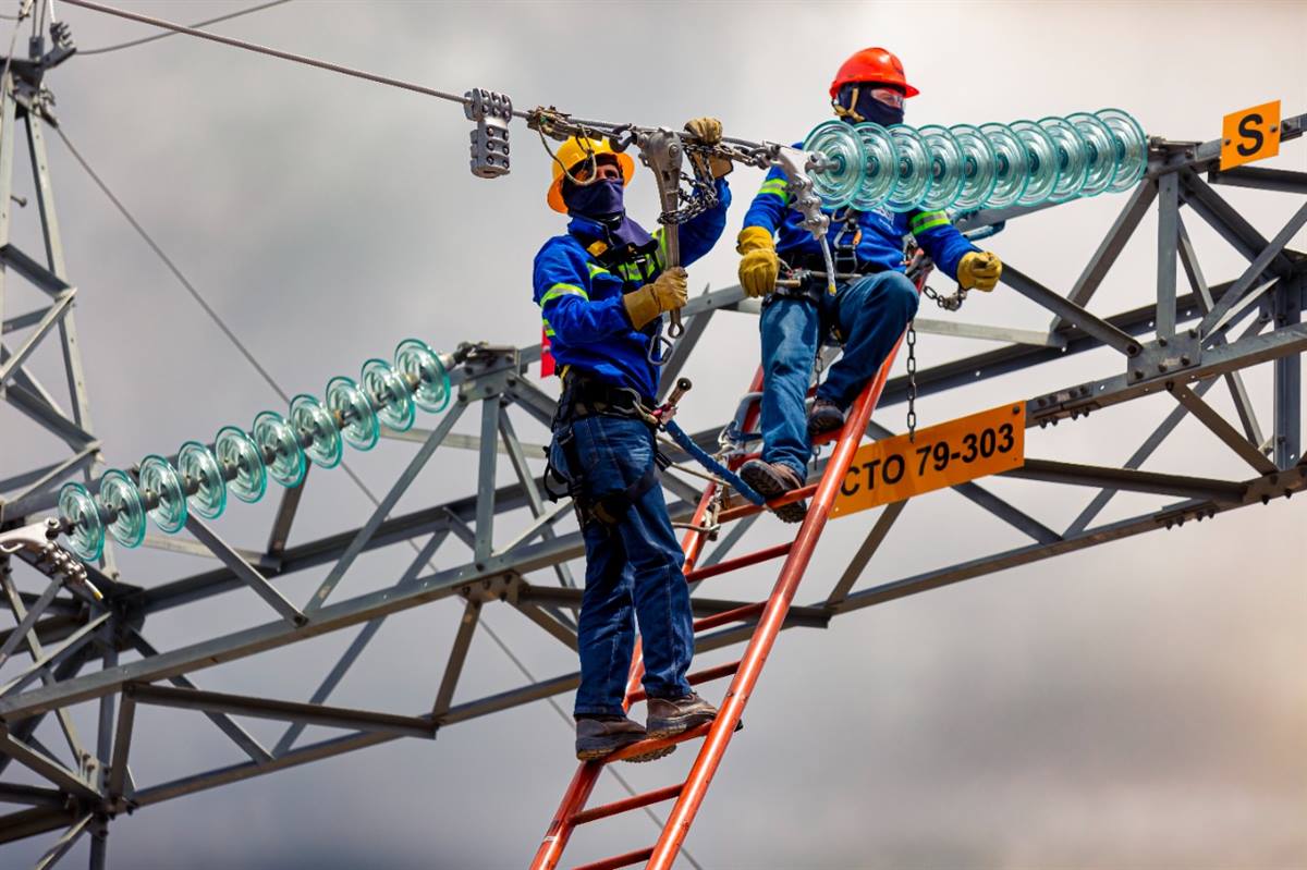 Convocatoria, formación de Técnicos en  Electricidad Industrial