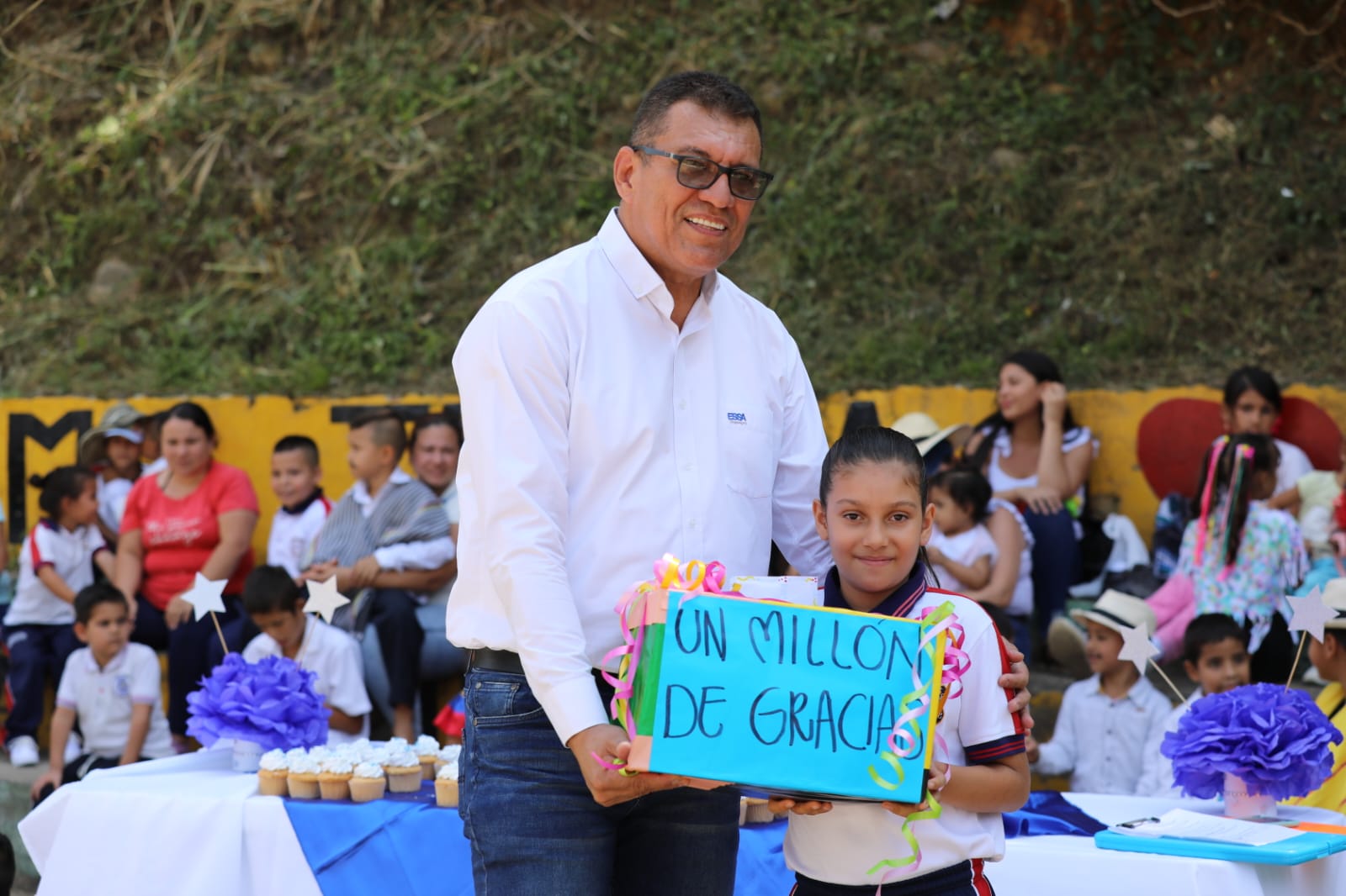 ESSA contribuye a la educación de niños y niñas del corregimiento Bocas de Girón