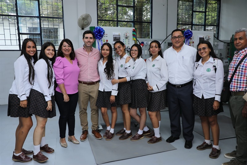 Más de 5 mil estudiantes beneficiados con el proyecto “Aprendiendo con ESSA buena energía”