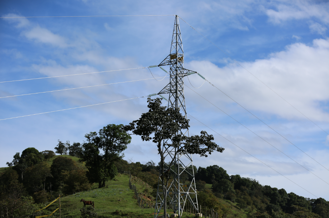 Remodelación de redes eléctricas en Bolívar Santander