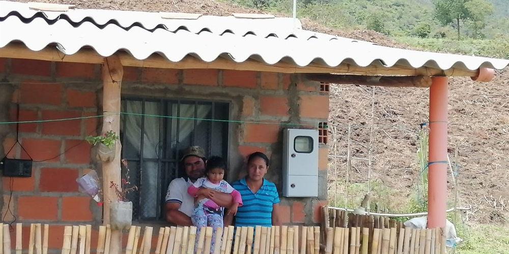 Avanza electrificación rural en Santander en este 2024