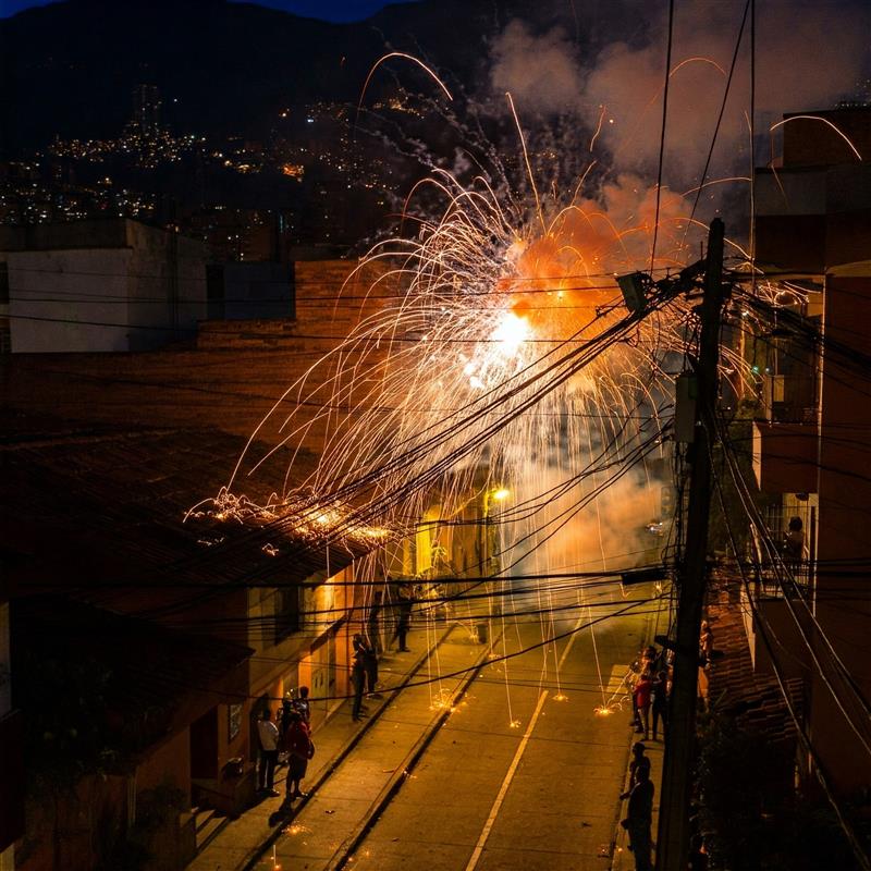 Para evitar interrupciones del servicio de energía, ESSA recomienda no quemar pólvora cerca de las redes eléctricas