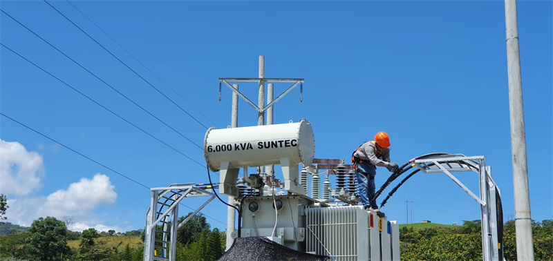 Mantenimiento correctivo en la Subestación El Carmen