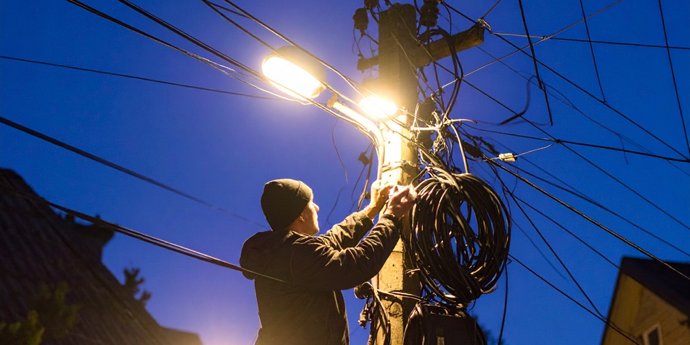 Hurto de energía deja millonarias pérdidas en Santander