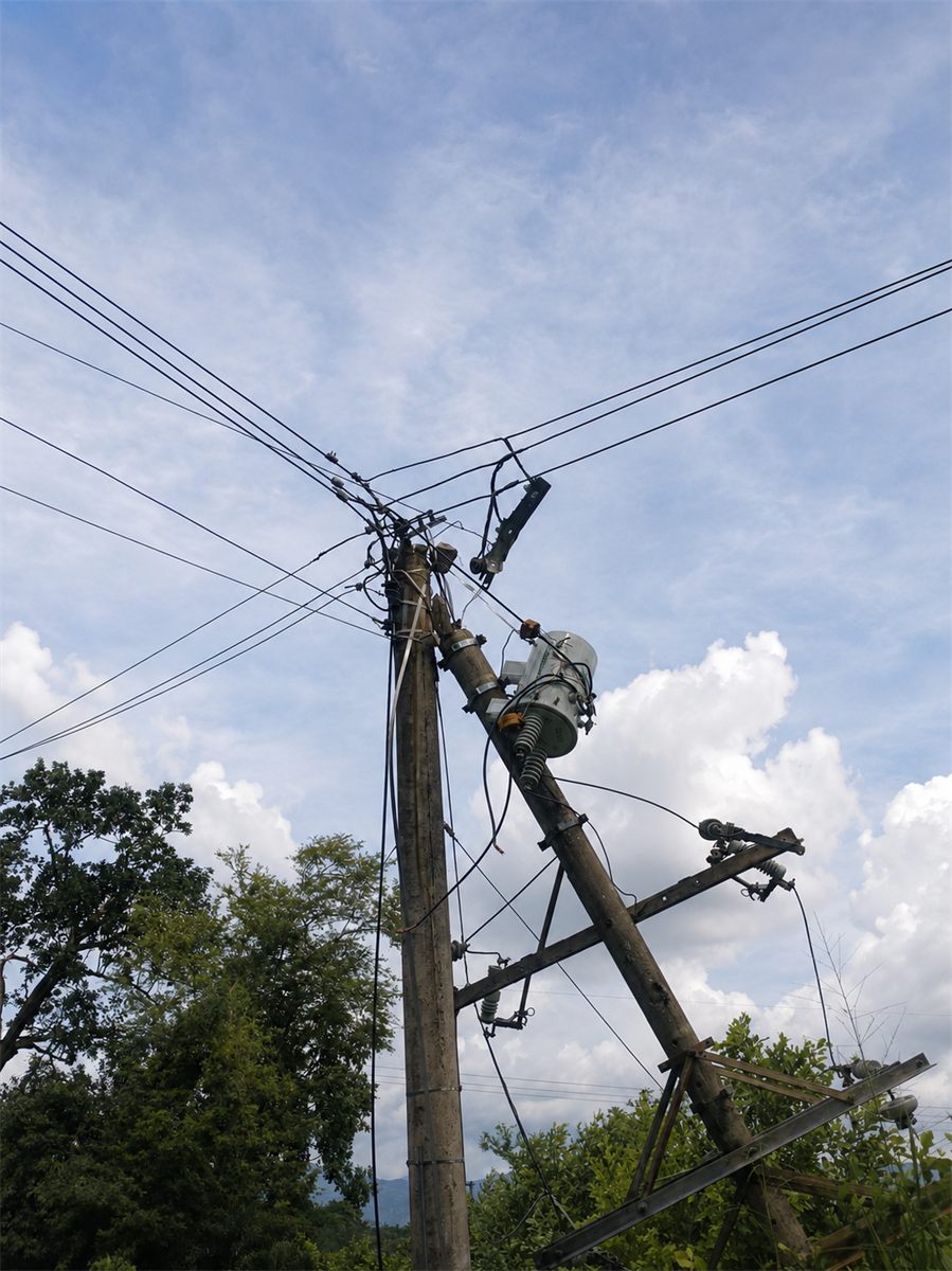 ESSA avanza en las reparaciones por daños en el área metropolitana de Bucaramanga