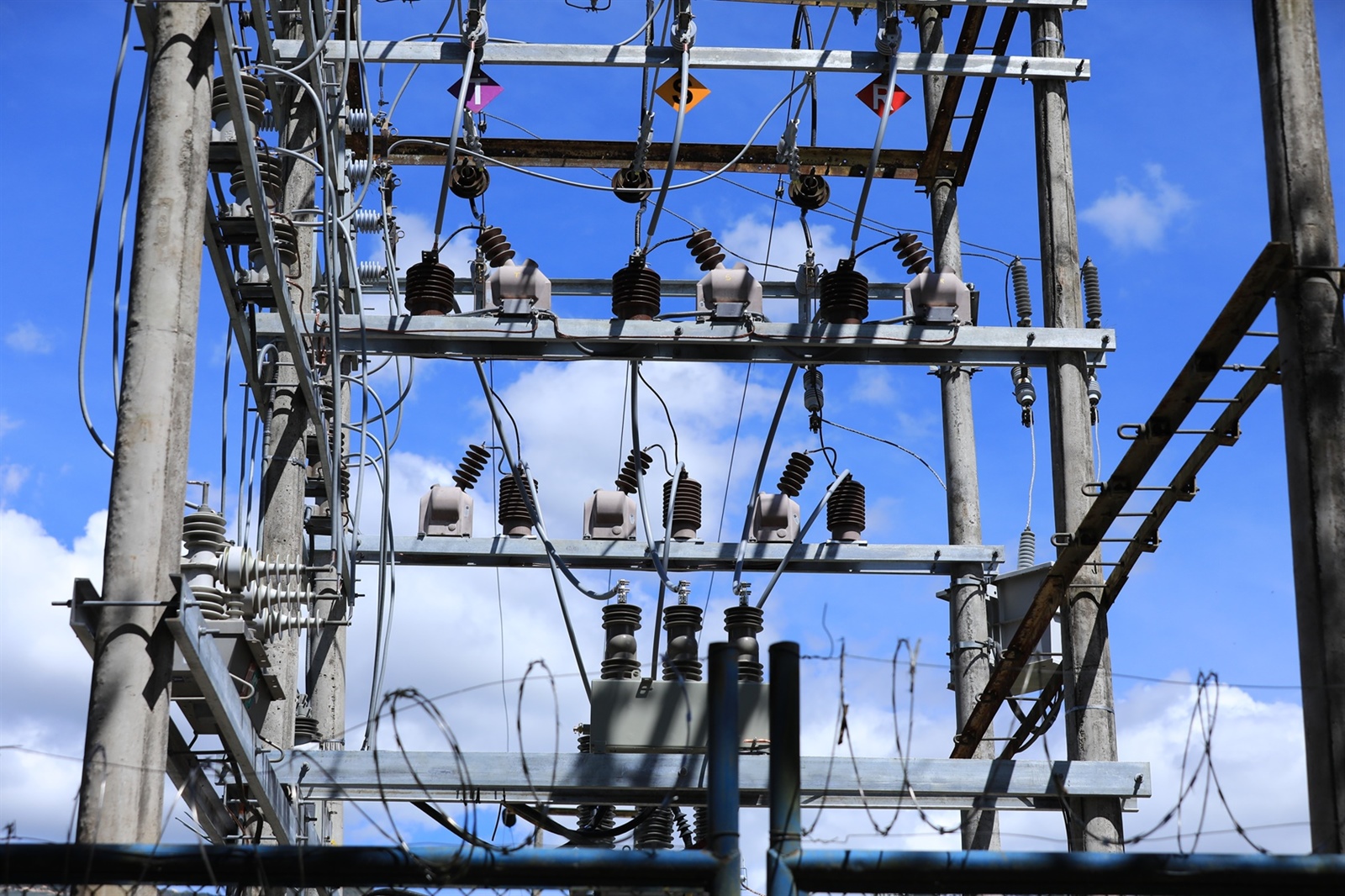 ESSA realizará reposición de bahía en subestación importante en Girón