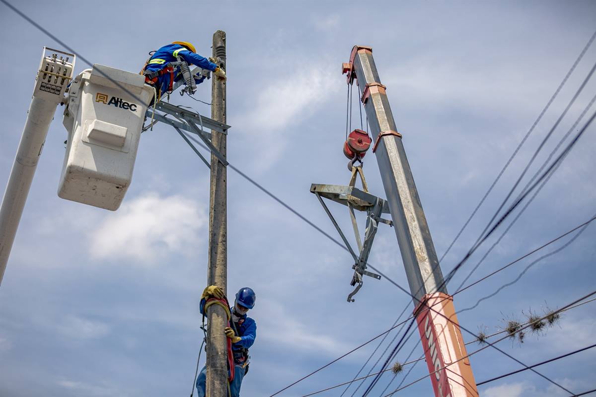ESSA continuará modernización de redes eléctricas en Vélez