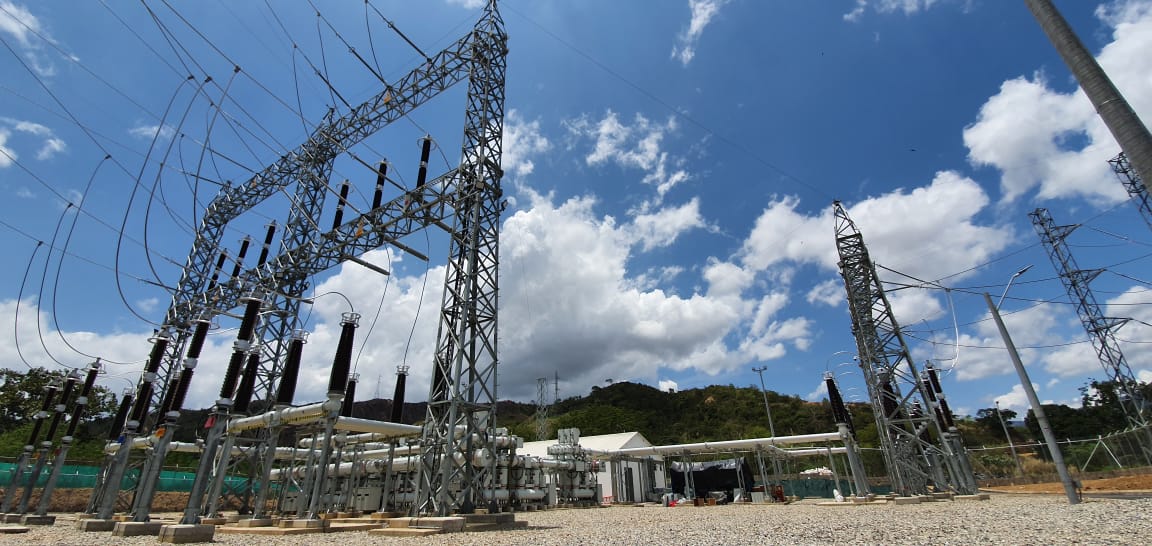 ESSA avanza en el proyecto de remodelación de la infraestructura eléctrica en Zapatoca