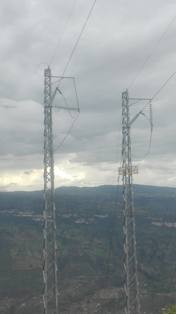 Reparado daño que ocasionó falla en la línea de 115 kV  Piedecuesta - San Gil