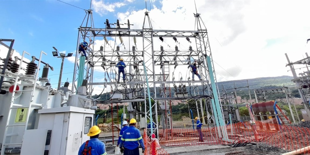 Avanzan trabajos del plan de expansión STR Sur en la subestación San Gil 