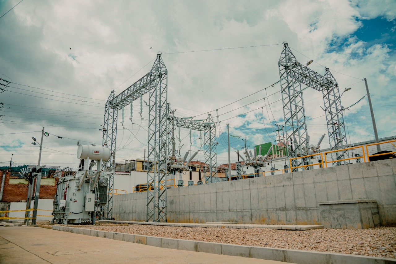 Para realizar instalación de estructuras Se suspenderá el servicio de energía eléctrica en algunos barrios Bucaramanga.