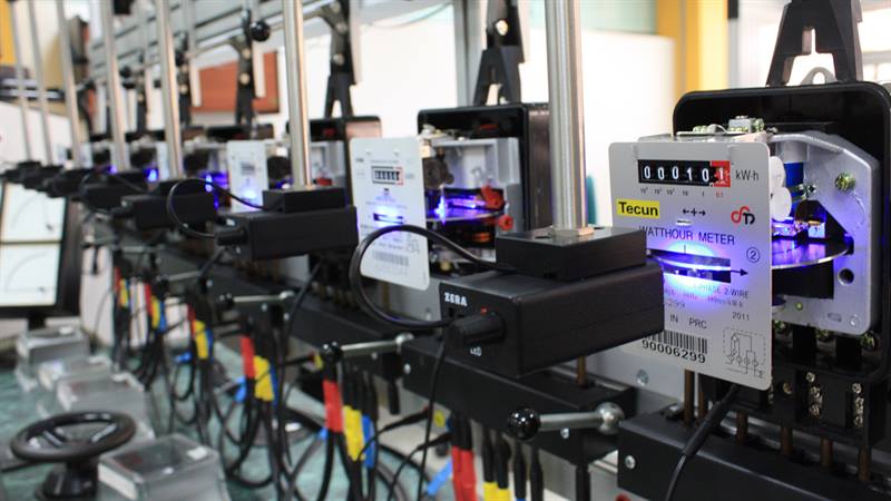 Imagen Equipos de medición de medidores: Laboratorio medidores