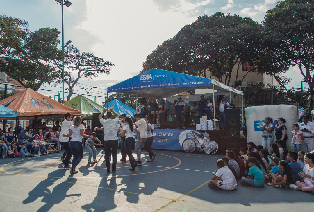 Fotografía de empleados en actividad COPASO